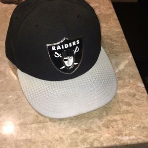 Raiders snap back hat